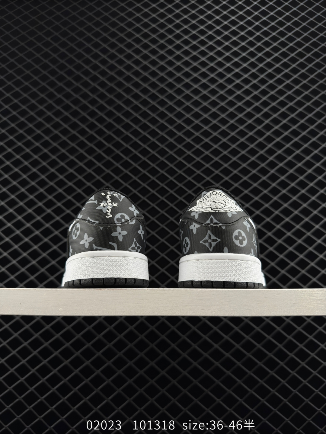 Travis Scott x Air Jordan 1 Low OG 